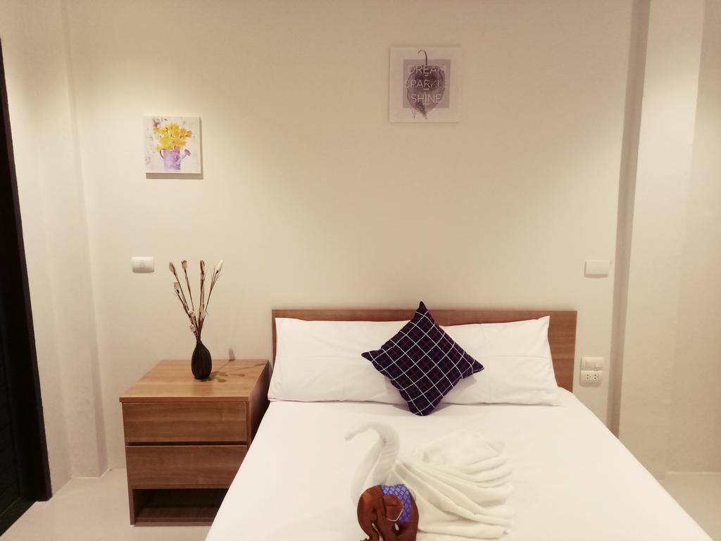 Baan Phunwanna Villa Bãi biển Kata Ngoại thất bức ảnh