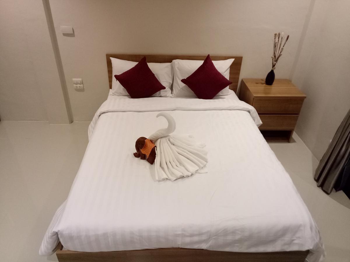 Baan Phunwanna Villa Bãi biển Kata Ngoại thất bức ảnh